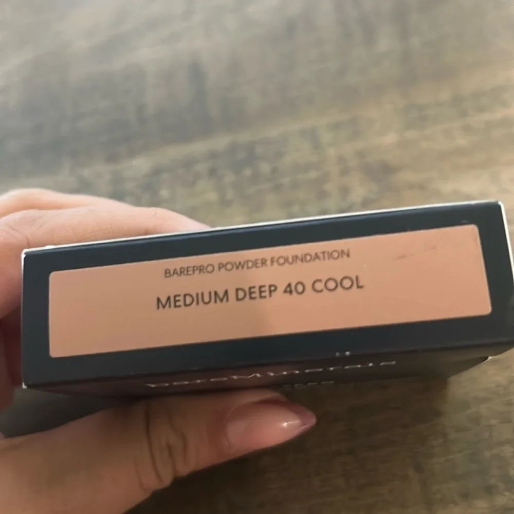 - bareMinerals BAREPRO Powder Foundation in shade:Medium Deep 40 cool